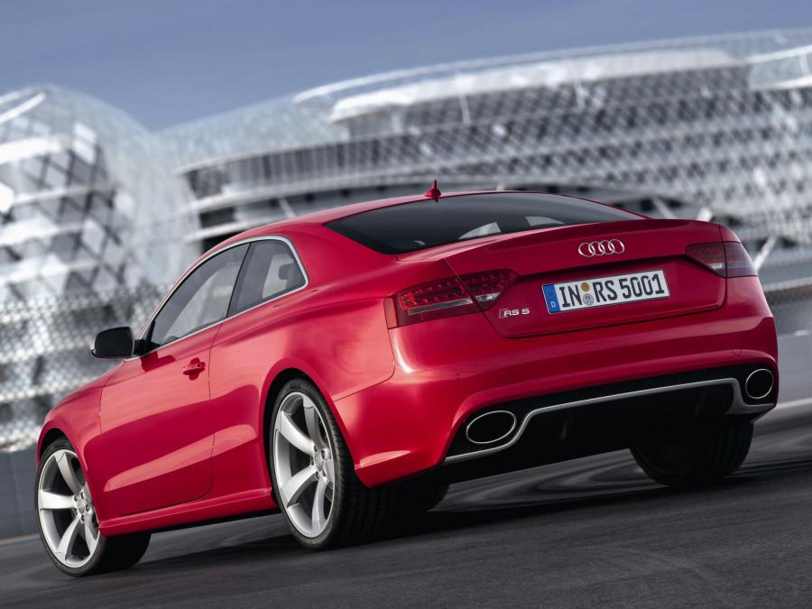  Audi RS5 Coupe 2010 года  (WW) (фото 3 из 66)